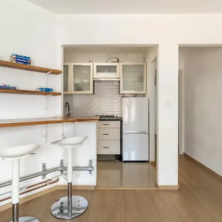 Modern Flat At 250 Meter From The Apartment *